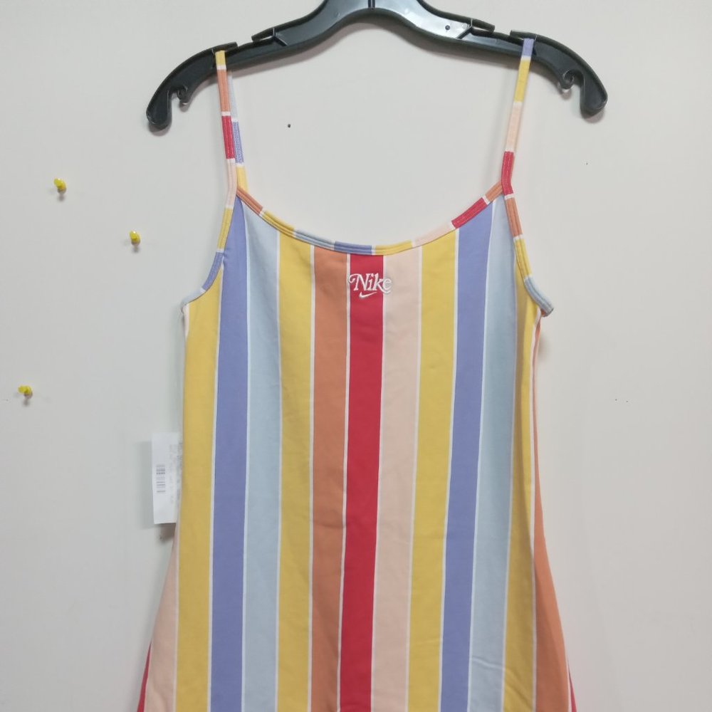 Like new Nike Dress - size small
